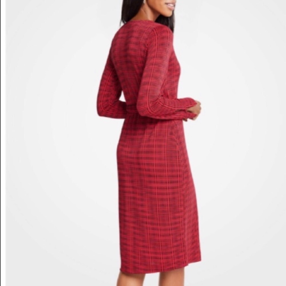 ❣️ANN TAYLOR❣️ILLUSION GEO BUTTON CUFF WRAP DRESS - Picture 2 of 6